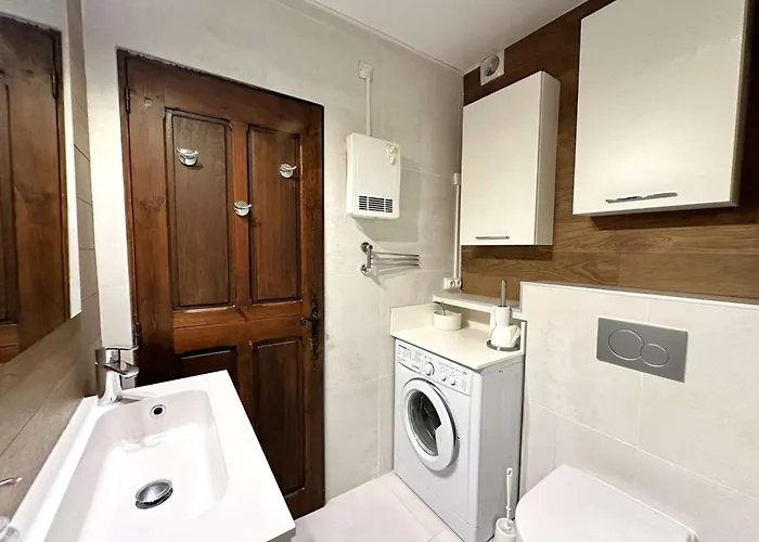 Apartment La Baie Climatise, Vue Mer, Pour 4 Personnes Avec Piscine Sur La Presqu'ile De Giens A *