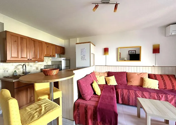 La Baie Climatise, Vue Mer, Pour 4 Personnes Avec Piscine Sur La Presqu'ile De Giens A * 耶尔