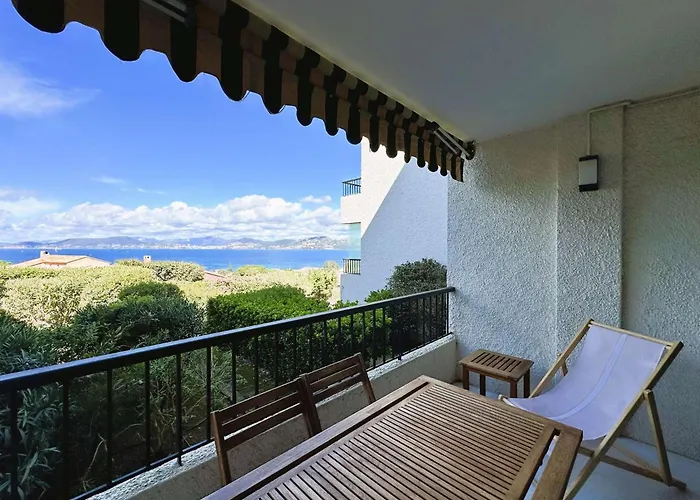 La Baie Climatise, Vue Mer, Pour 4 Personnes Avec Piscine Sur La Presqu'ile De Giens A * 耶尔
