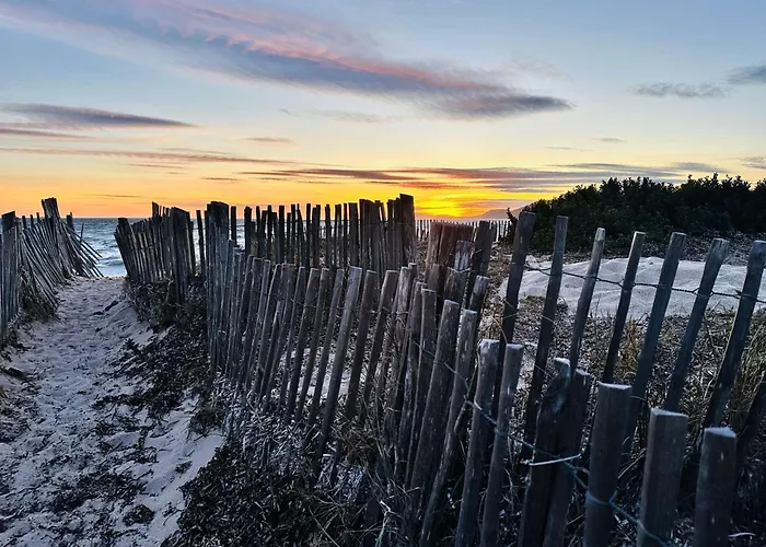 La Baie Climatise, Vue Mer, Pour 4 Personnes Avec Piscine Sur La Presqu'ile De Giens A * 耶尔